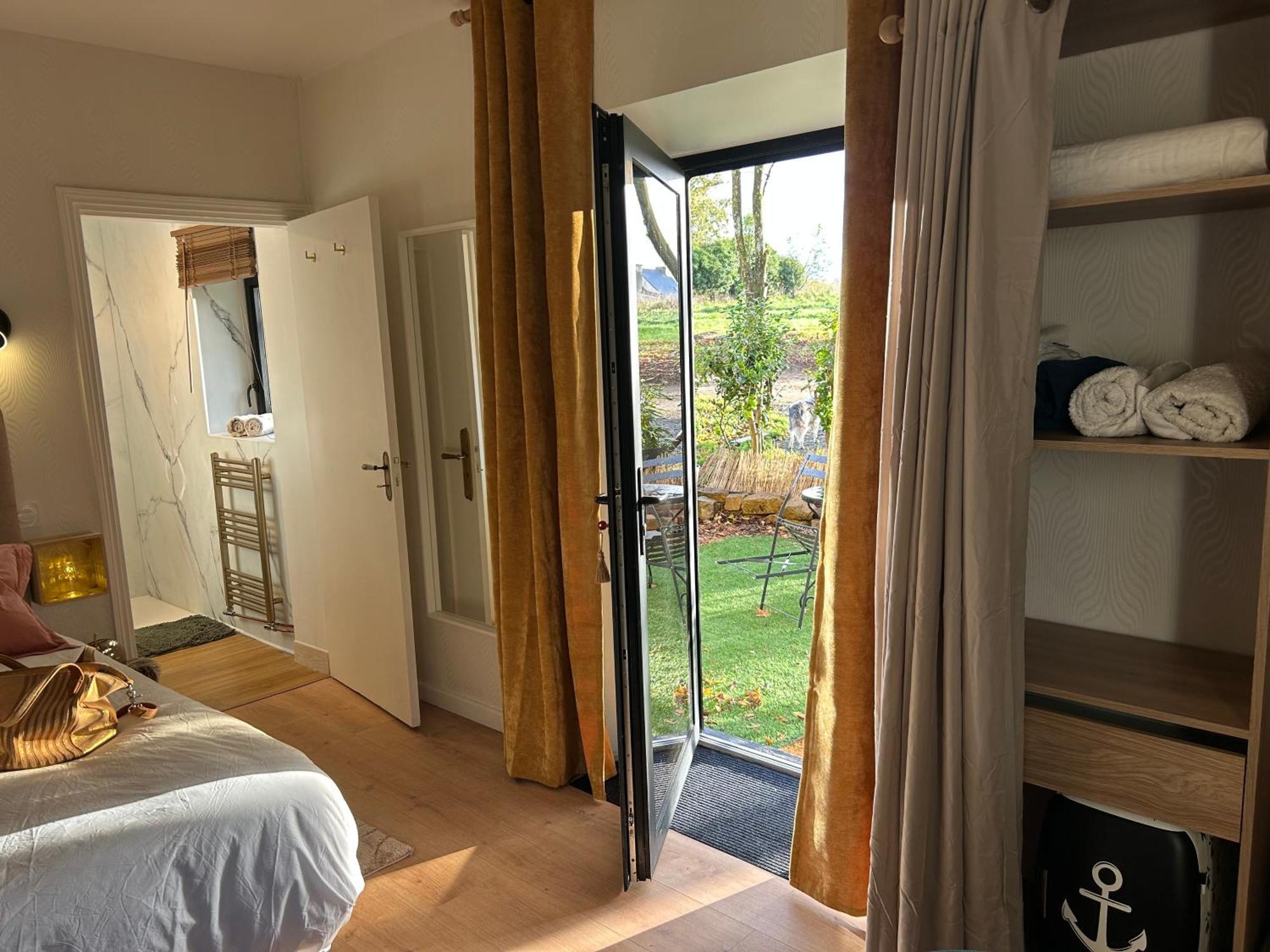 Reve De Clarte Bed and Breakfast Plouigneau Eksteriør billede